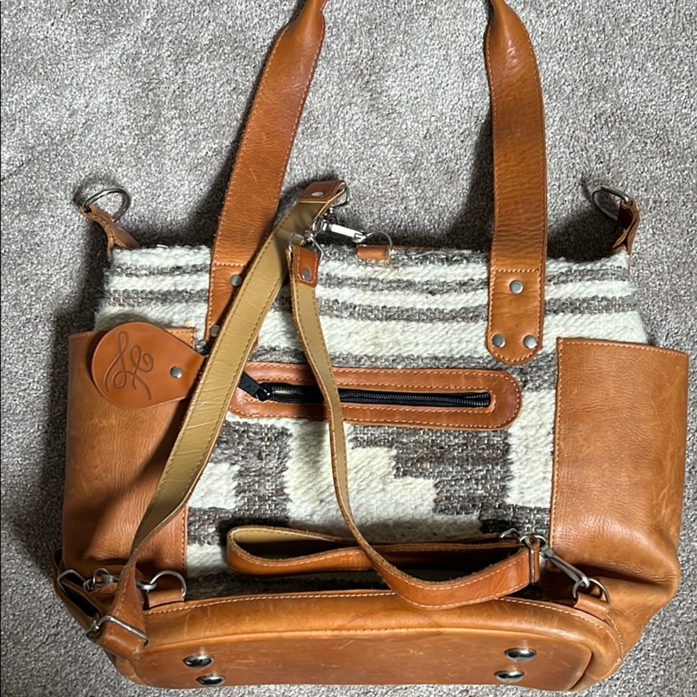 Purse/Backpack - Picture 2 of 3